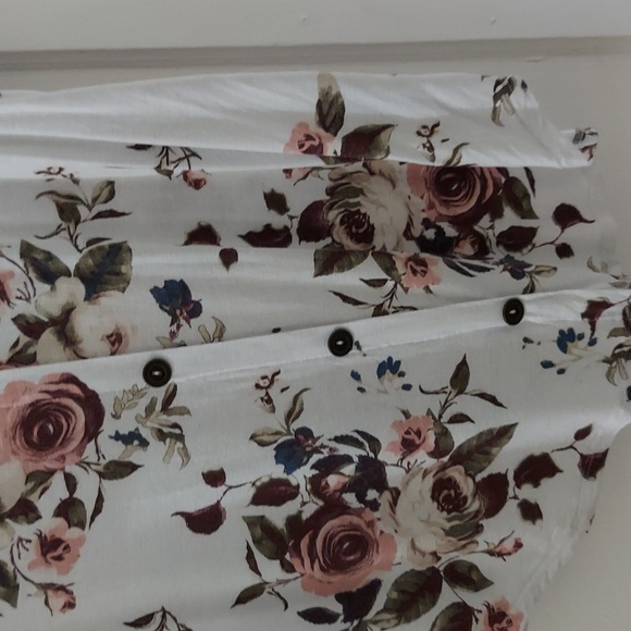 Blouse - Picture 4 of 5